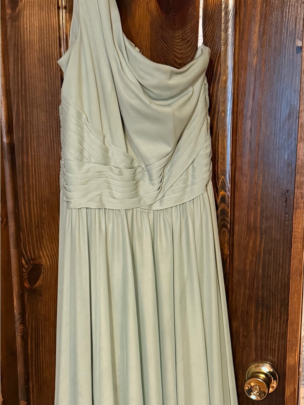 Elegant Light Sage Green Women’s one shoulder bridesmaid dress . Size 10